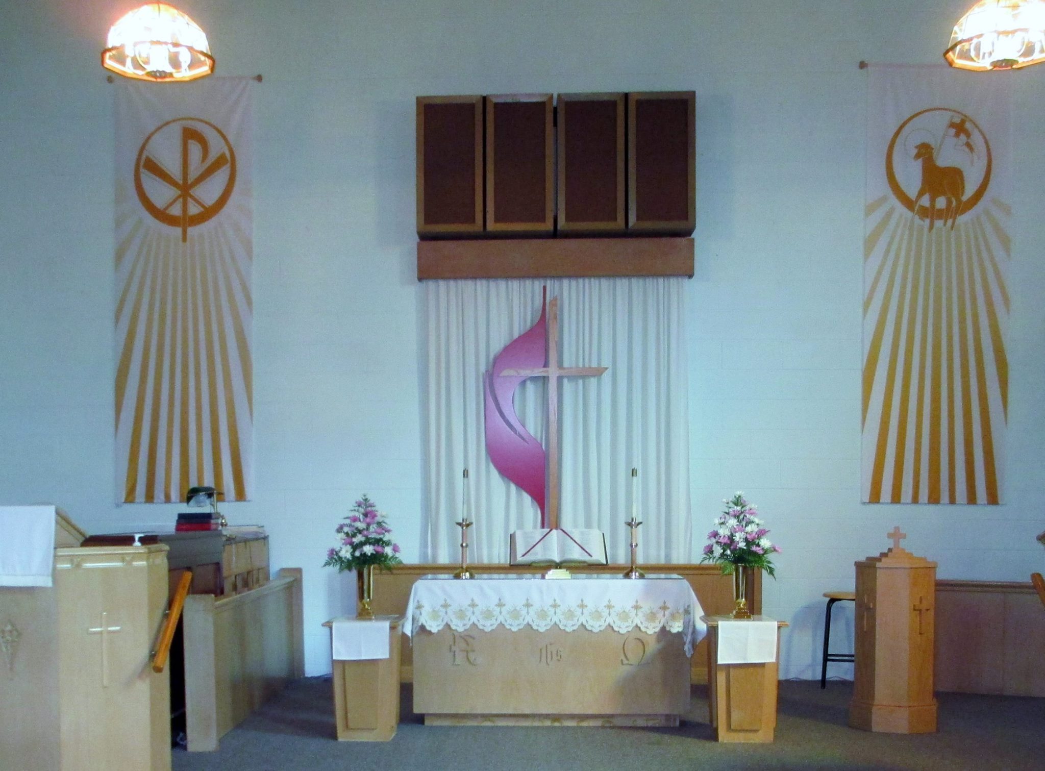 Inside of Cedar Lake United Methodist Church